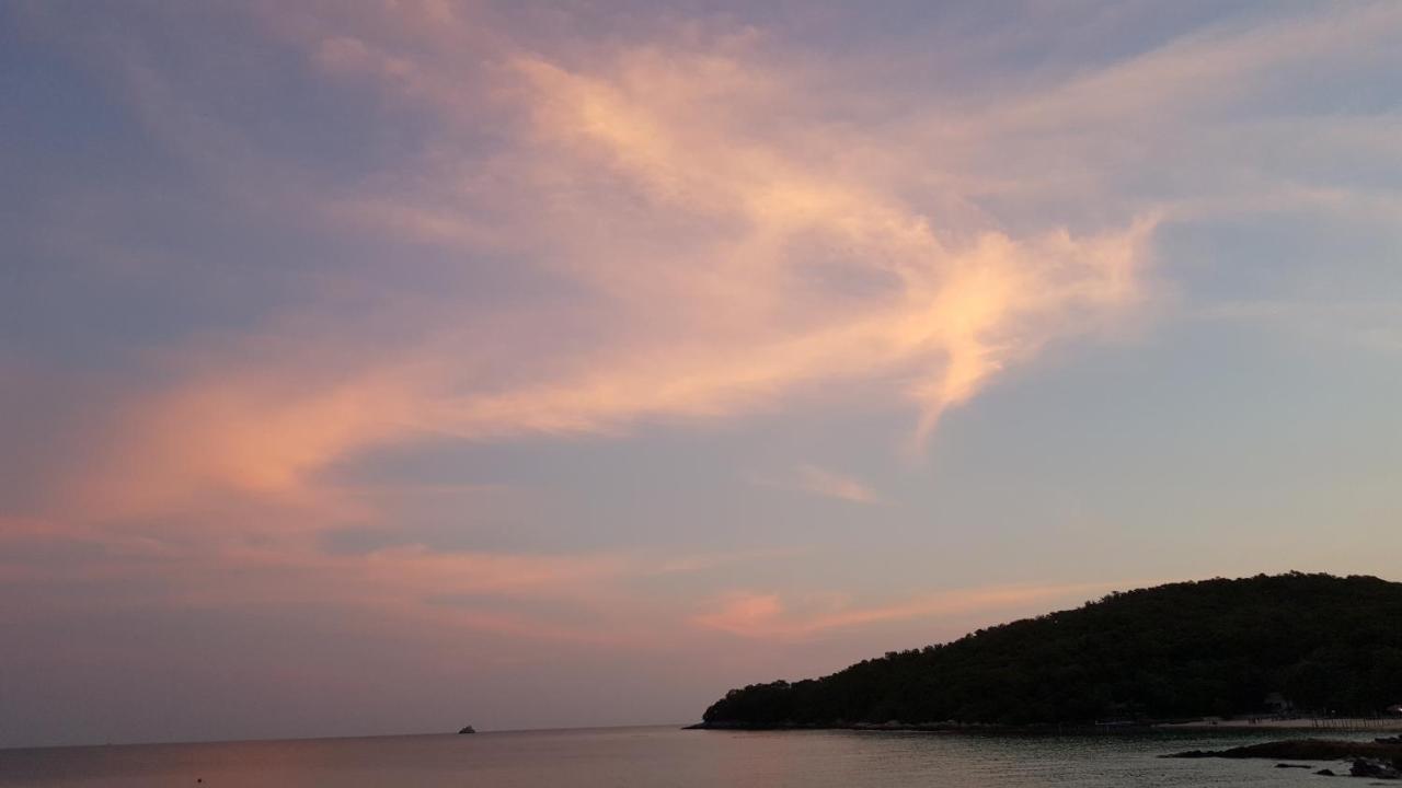 Viking Holiday Resort Koh Samet Exterior photo